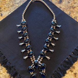 BLACK ONYX VINTAGE SQUASH NECKLACE